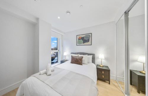 Modern & Cozy 2-Bedroom Apartment plus Parking, Gym, Cinema, Games Room, Workspace - Photo 46