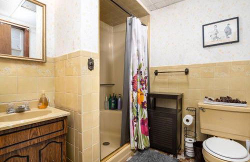 Breathtaking views. Hot tub. Huge Deck. Fast Wifi - Foto 30