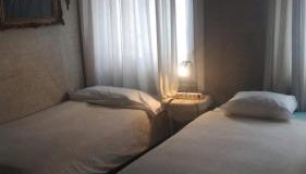habitación con 2 ventanas al exterior - Photo 3