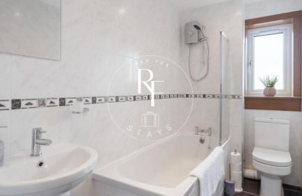 The Den at Braehead - Photo 9