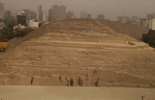 Miraflores & Huaca Pucllana Tour - Foto 3
