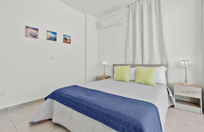 Sea Point Villas - Photo 4