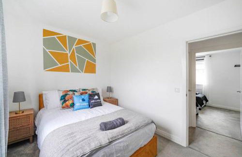 5-BR Home 7-Beds Wi-Fi Parking, Great for Contractors Peterborough, Wi-Fi - Foto 22