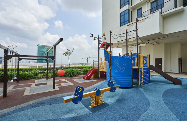 OYO Home 44001 Elegant Studio Setia Alam Trefoil - Foto 22