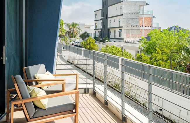 Gorgeous Sea Point Apartment With Rooftop Pool at Mirabel - Foto 9