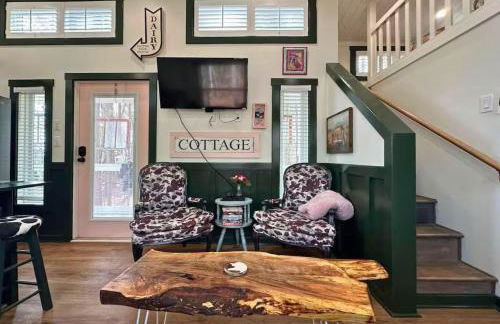 Sunrise, Mountain & Farm View - Heated Tub or Pool - Foto 26