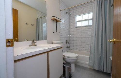 Family Apt very close to Disney Clean 3BR - Foto 11