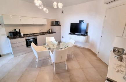 Mediterranean Apartment Pool & Parking - Foto 7