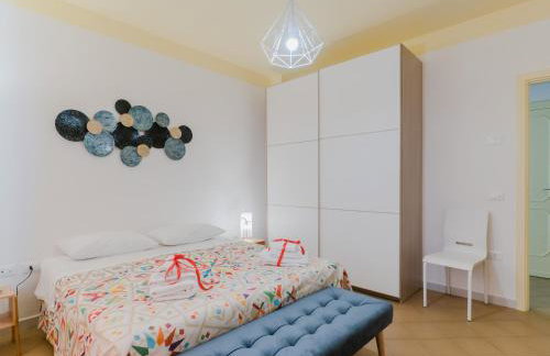 GuestHost - Salento 4 Stars - Blue & Yellow - Photo 3