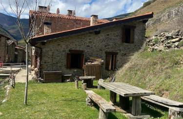 Zaldierna al sol, aldea del siglo XVIII Ezcaray - Photo 3