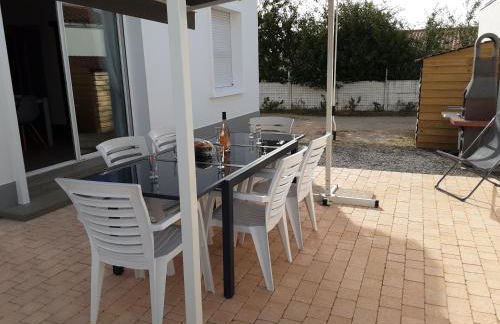 Maison du pêcheur, forêt et océan - Photo 1