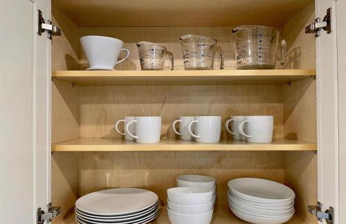 Downtown-King Bed-Top Floor-Parking-Wi-Fi - Foto 17