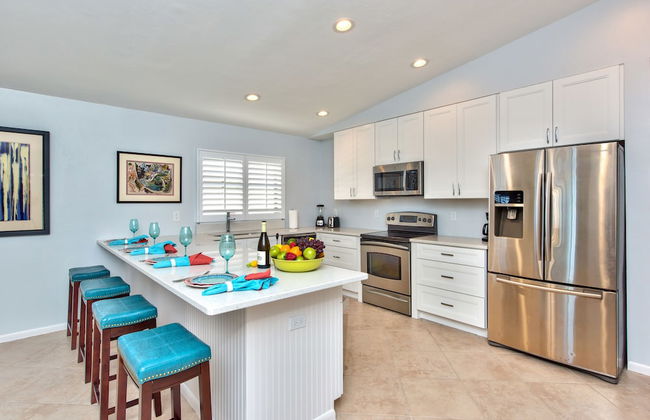 Milano Vacation Rental: Newly Renovated 3-BR Home with Private Pool, Hot Tub, and Pet-Friendly Front Yard. Minutes from Vanderbilt Beach - Foto 7