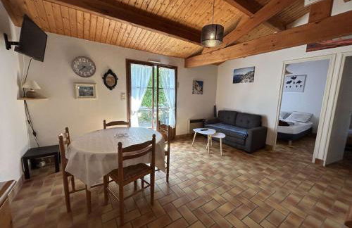 Maison avec Jardin, à 300m de la Plage, 2 Chambres, 4 Couchages, Terrasse et Barbecue - FR-1-224B-158 - Foto 5