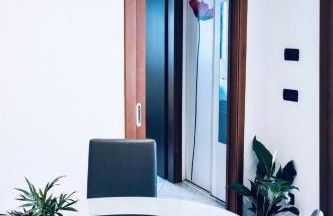 Venice Home vicino aeroporto di Venezia e H Farm college parcheggio gratuito - Foto 1