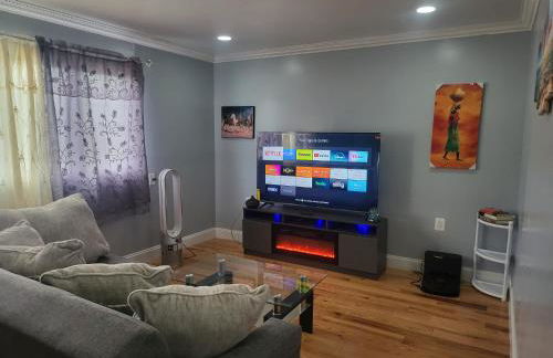 Rosedale Home - Photo 2