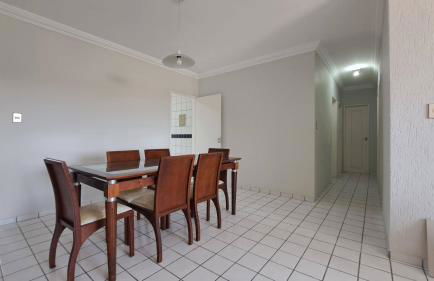 Apartamento amplo, perto de tudo - Foto 3