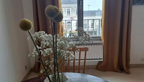 Chez Line, Face à la gare - Foto 2