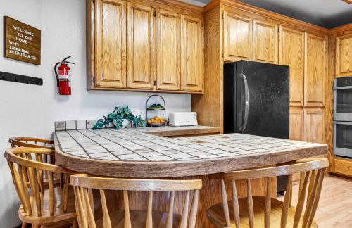 Talmont Pines 4BR Retreat with HOA Beach Access - Foto 16