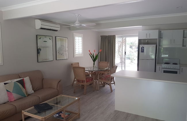 Noosa Gardens Riverside Resort - Photo 13