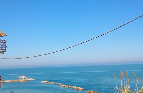 La luna nel pozzo - Foto 1