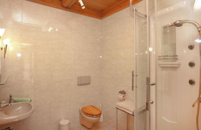 Alluring Apartment With Swimming Pool in Waidring Tyrol - Foto 33