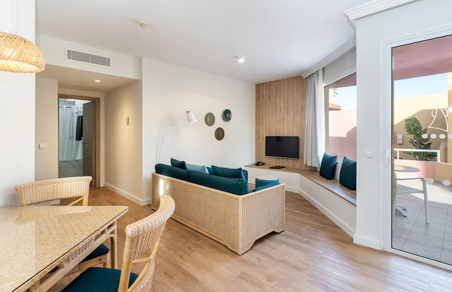 Hotel Esmeralda Maris by LIVVO - Photo 17