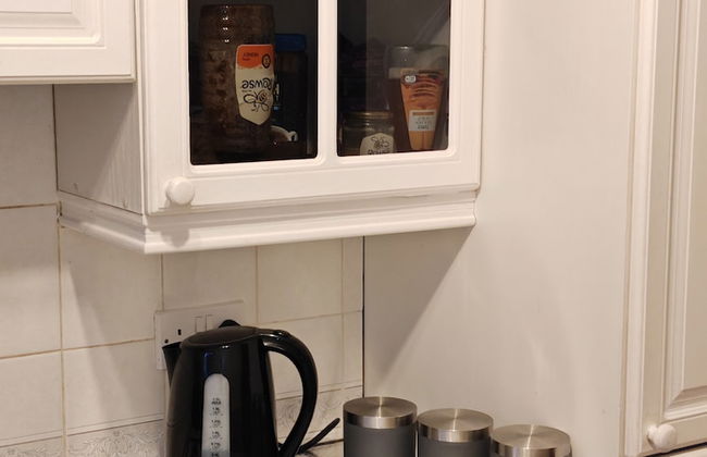 Beautiful 1-bed Apartment in Croydon-free Parking - Foto 5