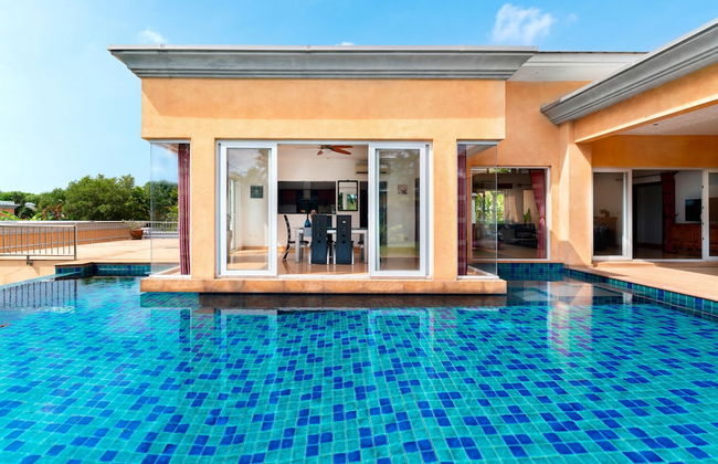 Stunning Luxury Golf and Pool Villas - Foto 49