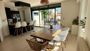 Agréable maison rénovée, en ville et au calme ! - Photo 2