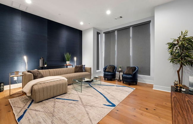 Luxurious Midtown Home Rooftop Views by Silverx - Foto 3