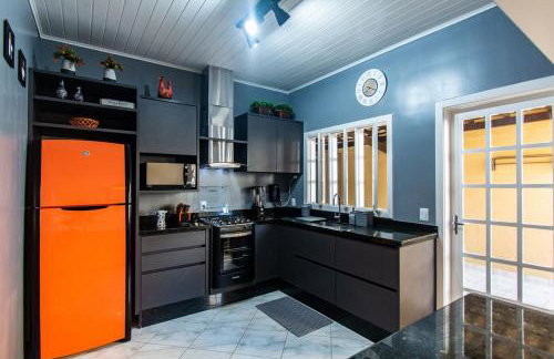 Casa com piscina, churrasqueira e jardim em Lauro de Freitas - até 11 pessoas - Foto 13