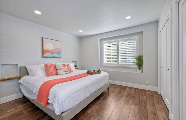 Immaculate 3 BDR in Oceanside - Private Pool & Spa - Photo 6