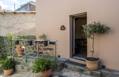 Klodian Suites - Photo 29