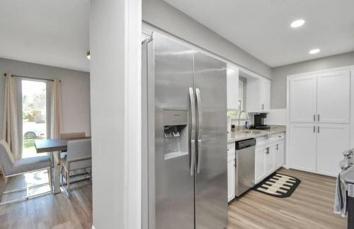 Pool Hot-Tub - 4 BR Luxury Home in Friendswood - Foto 15