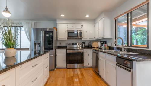 5BR Gem Walk to Microsoft and Near Redmond DT - Foto 4