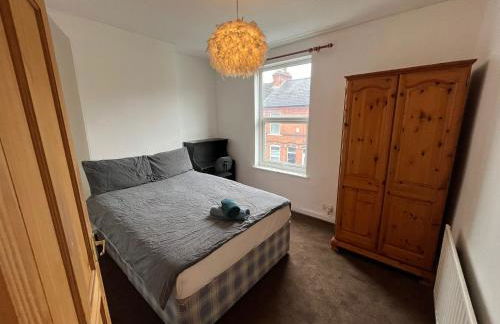 2 bedroom house in NG7 - Foto 9