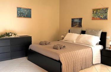 TRA MONTI E LAGO - Foto 18