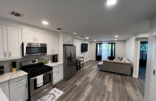 The Cozy Suite - 1BR with Free Parking - Foto 22