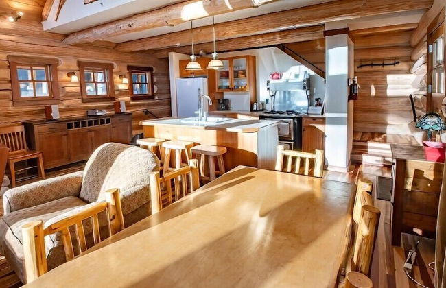 Snow Creek Cabins by Fernie Lodging Co. - Photo 69