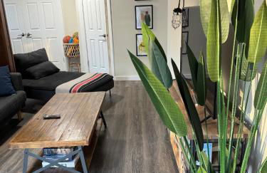 Poconos Chalet -Kayaks- HotTub-Karaoke-Lake - Foto 46