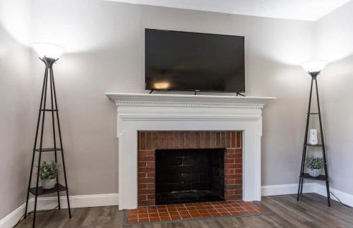 Modern & Quiet Suburban Ranch Mins to Dtwn and Stores - Foto 13