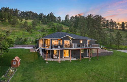 Black Hills Getaway with Hot Tub & Game Room for 18 - Foto 68