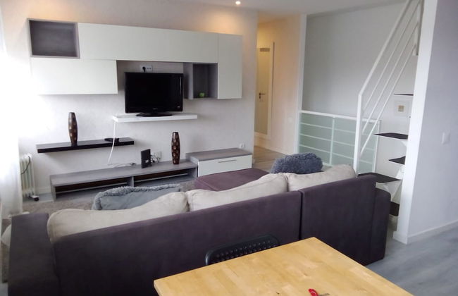 Miramar on Beach View Villa - Photo 3