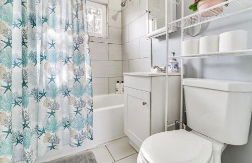 1 Mi to UNM! Albuquerque Home with Fire Pit and BBQ - Foto 15