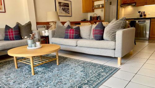 Central Morzine, Spacious 2 Bedroom Family Apartment - Photo 4