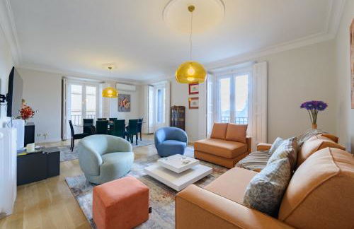 Apartamento con vistas impresionantes 170m2 muy amplio y lujoso- 1 Min Plaza Mayor - Foto 1