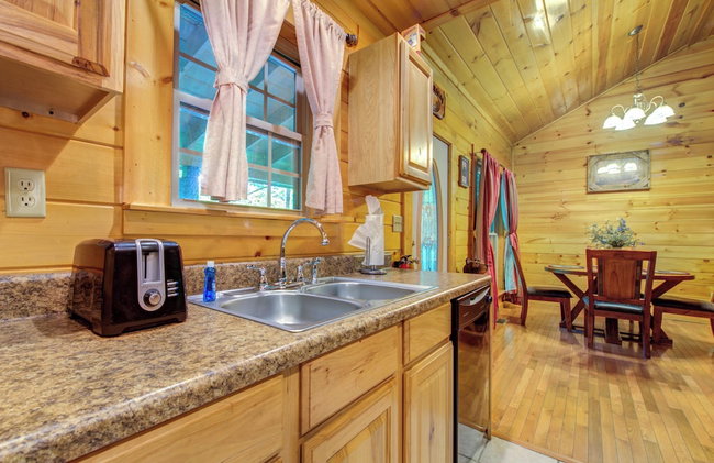 Smokies Bungalow - Photo 12