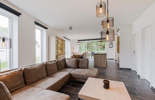 Modern Holiday Home in Ronse With Garden - Photo 15