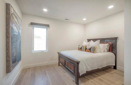 Sunflower Suite Modern Loft with Skyline Views - Foto 20